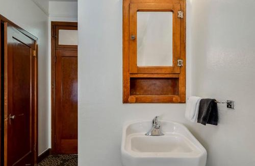 Wallace Hotel | Ryan Hotel