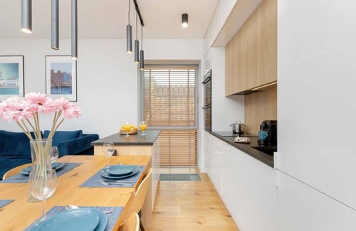 Srodmiescie Apartment | Rybickiego 4 | Modern Apartment | Parking