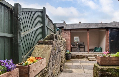 Two Dales House | Ryecroft Cottage - Two Dales