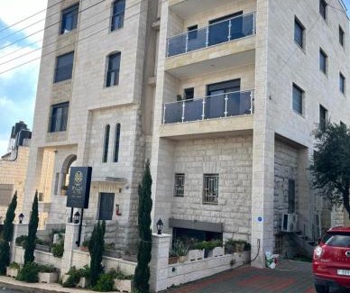 Ramallah Apartment | RyLux Suits