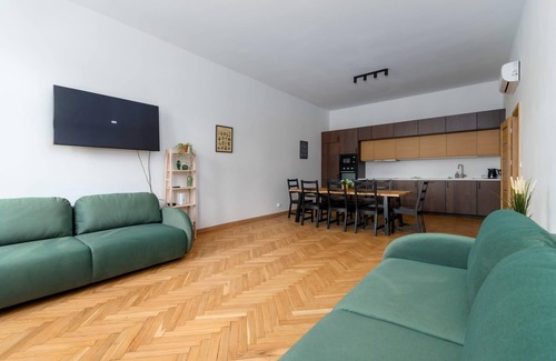 Wroclaw City Center Apartment | Rynek Wrocław Urban Haven Apartment