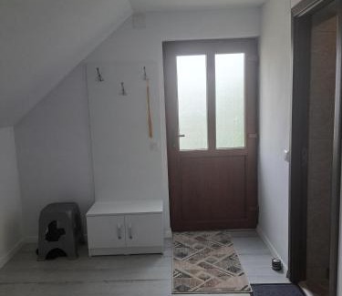 Siculeni Apartment | Sàndor-lak apartman