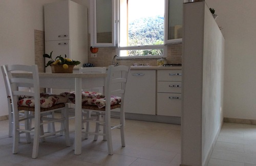 Sant' Andrea Apartment | S. Andrea Yellow House Terrace