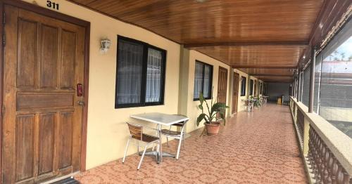 Malakal Island Hotel | S&C Hotel Suites & Apartment