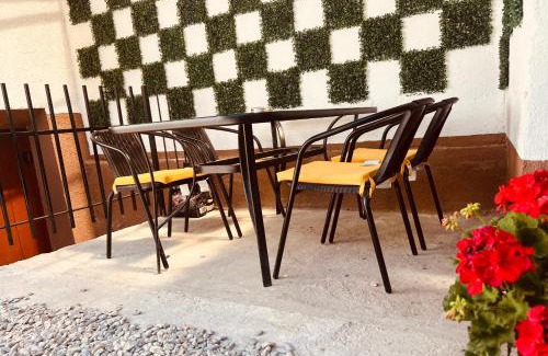 Avrig Apartment | S-HOUSE Apartament Spațios cu Terasă Privată și Parcare Perfect pentru Familii