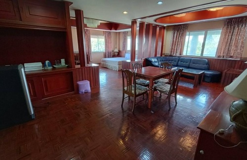 Tha Wung Hotel | Sabai Hotel Lopburi