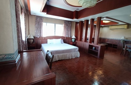 Tha Wung Hotel | Sabai Hotel Lopburi