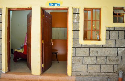 Mai Mahiu Hotel | Saboti Hotel