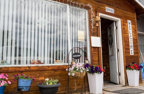 Salmon Hotel | Sacajawea Inn