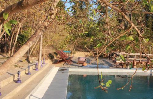 Mandla Hotel | Saccharum Safari Lodge