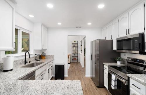 Pleasant Grove House | Sacramento Gem w Cozy Wood Fireplace BBQ Grill