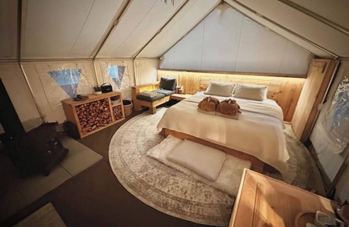 Pender Island Other | Sacred Nature Retreat: Spa, Sauna, Cold Plunge & Serenity.