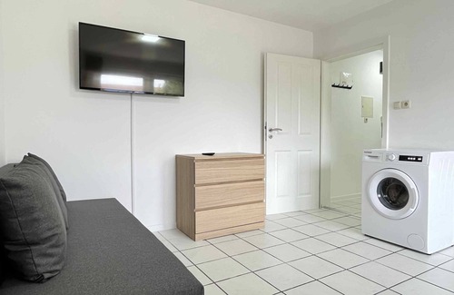 Schwandorf Apartment | (SAD153) small workers rental with balcony