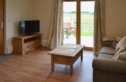 Denton House | Saddlers Cottage