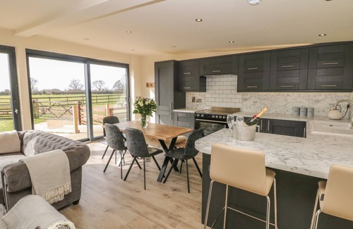 Fulford Cottage | Saddlers