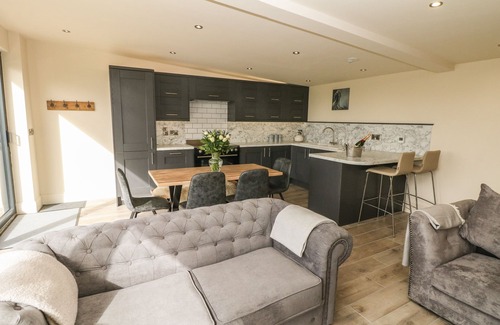 Fulford Cottage | Saddlers