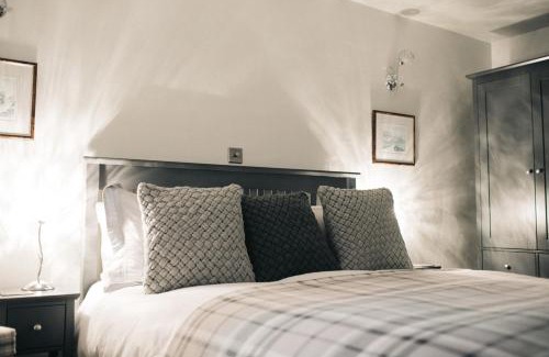 Saddleworth House | Saddleworth Holiday Cottages
