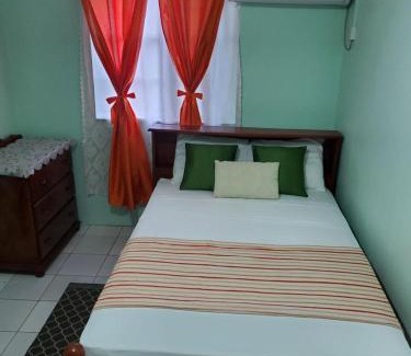 Picard House | Safari Apartments