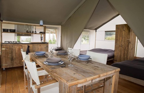 Twijzel House | Safari Tent in Friesland near Nature Reserves