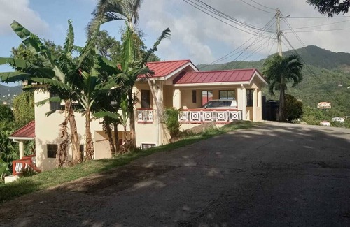 Castries Apartment | Safe, near ports, shops and beaches - free pickup