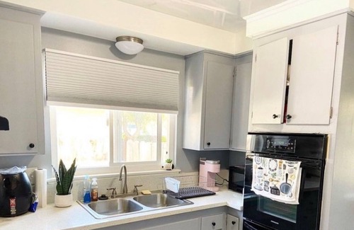 East Whittier House | [Safe&Quite]: Family&Pet friendly #Crib.Parking Netflix WD 500mpbs AC