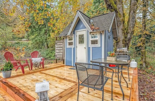 Longview Apartment | Safe, Unique, Affordable ~ Solo Retreat Space - Unique Northwest Vacation Rentals