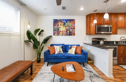 Faubourg Livaudais Condo | Safe, Walkable Uptown Luxury on St. Charles