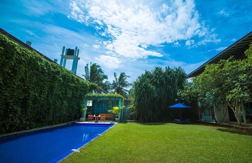 Kosgoda House | Saffron and Blue - 4 Bedroom beachside villa