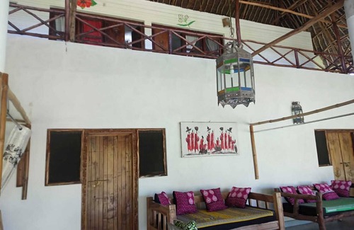 Gede Bed & Breakfast | Safina Beach House