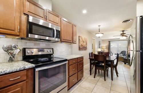 North San Antonio - SAT House | Sage Suite I - Safe, Cozy & Pet Friendly.