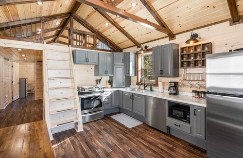 Big Timber Cabin | Sagebrush - Log cabin secluded in a mountain canyon in the Crazy Mountains