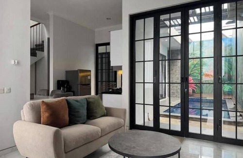 Oro Oro Ombo Villa | Sahila Villa