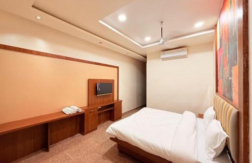 Dombivili Hotel | Sai Srushti Residency