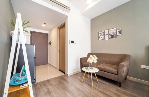 Bach Dang Riverside Apartment | SaigonRise CDB-Apartment free Pool
