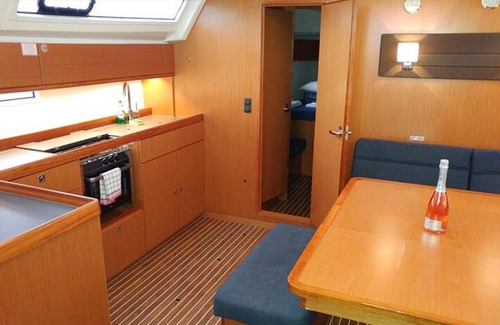 Varna Boat Rental | Sailing Yacht Queen Eliza