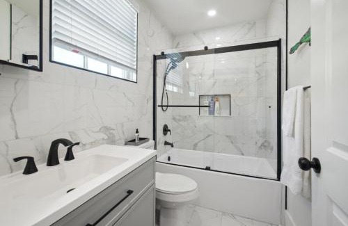 Faubourg Marigny House | Saint Claude Stunner