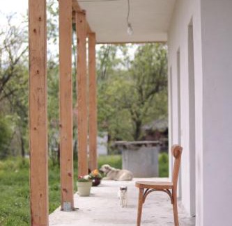 Valsanesti House | Saint Friday Cottage - Retreat, Garden and Forest