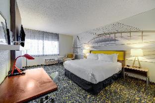 Airport Township Hotel | Saint Louis Airport Hotel