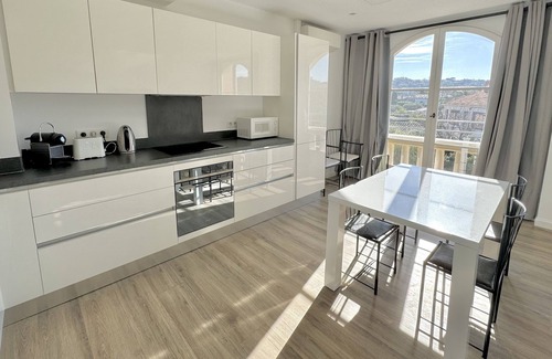 Saint-Tropez City Centre Apartment | Saint Tropez CENTRE 2 BEDROOM APARTMENT