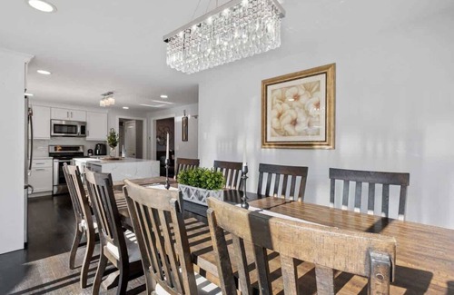 Northborough House | Sakura House: Spacious 4BR w/Gym & Premium Design