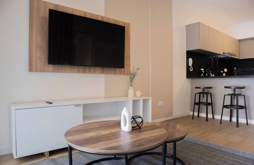 Country Club Apartment | Salaverry by Wynwood House
