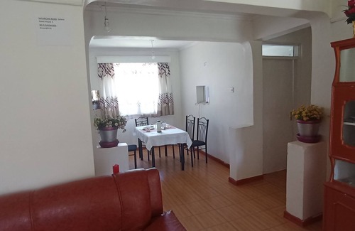 Eldoret House | Salient Homestay (Spacious 3 bedroom house)