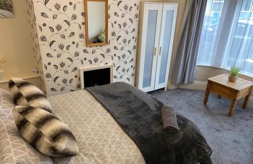Kettering Apartment | Salisbury House
