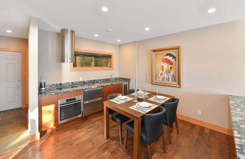 North Cowichan Condo | Salishan Chief Suite