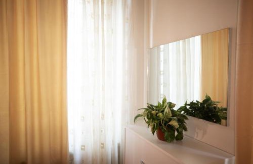 Lazise Old Town Apartment | Salix Home