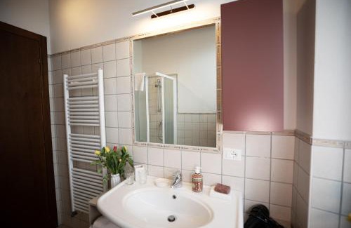 Lazise Old Town Apartment | Salix Home
