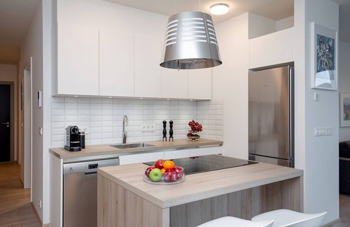 Hliðar Apartment | Salka Suites, New stylish apt. for 5 downtown Rvik