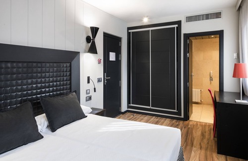 Riudellots de la Selva Hotel | Salles Hotel Aeroport de Girona