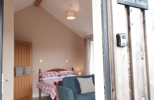 Oldshoremore Cottage | SALMON BOTHY, romantic in Kinlochbervie