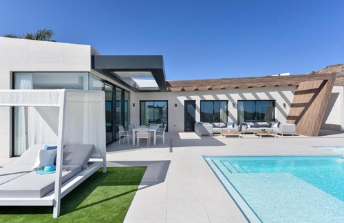 Salobre Villa | Salobre Sunset Villa V&L Salobre by VillaGranCanaria